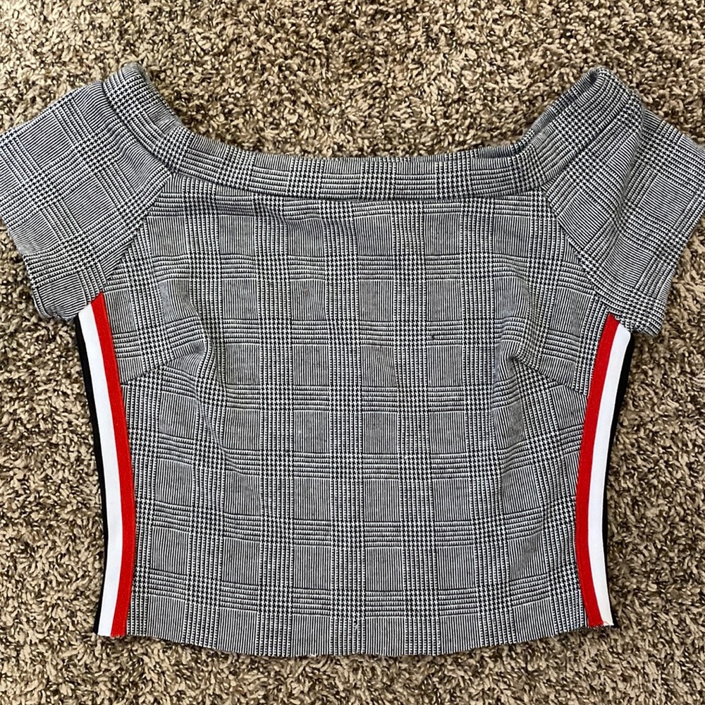 Grey Patterned Crop Top